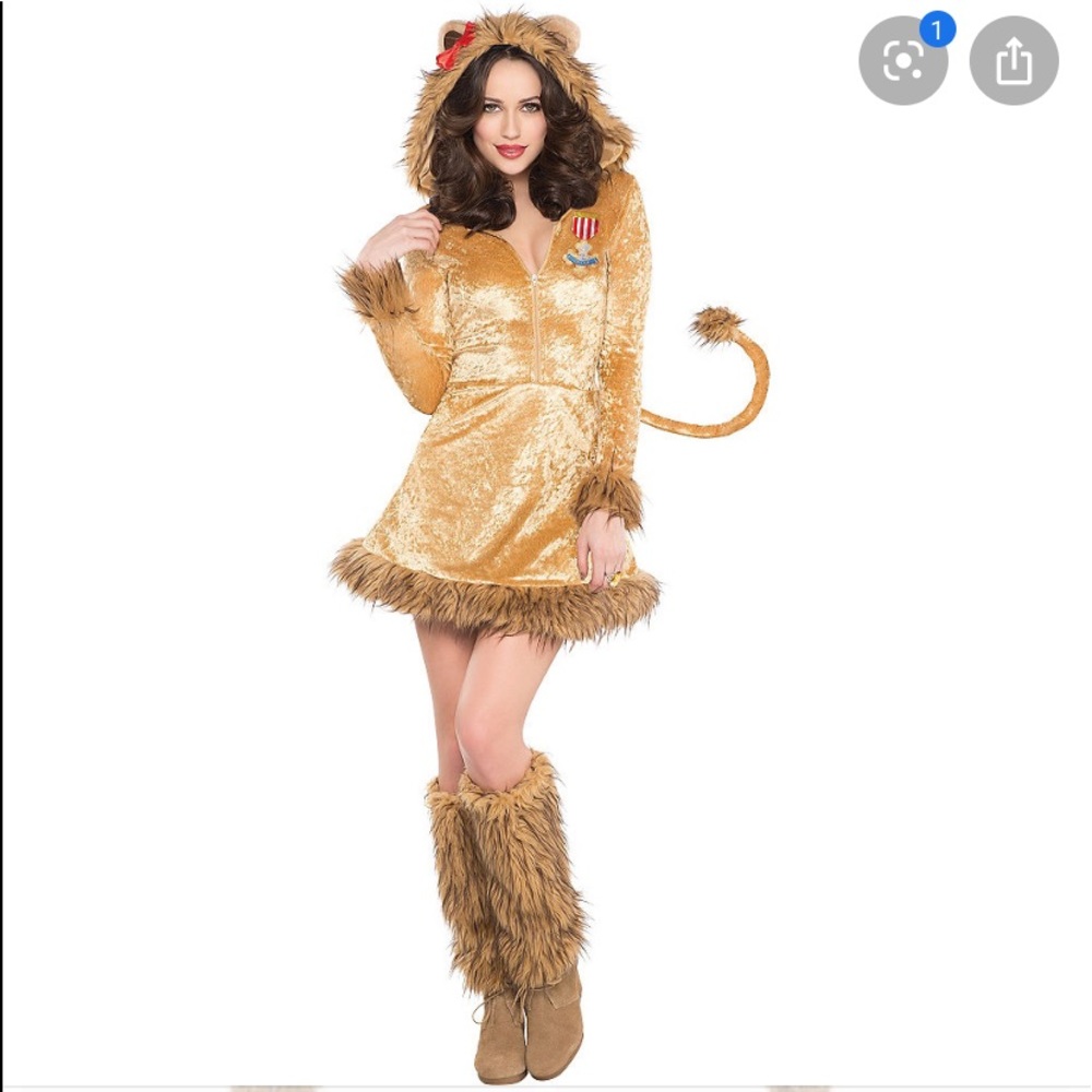 Adult Cowardly Lion Halloween Costume!
